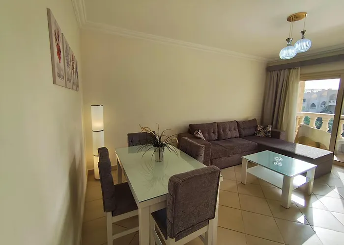 One- Bedroom Apartment S3 In Vip Zone Sunny Lakes